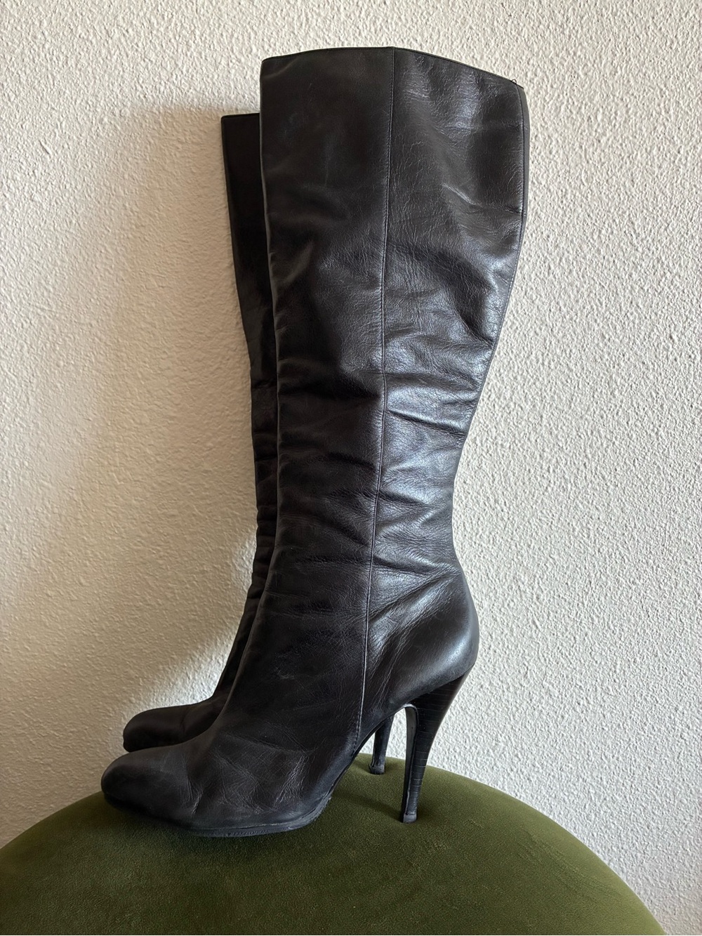 Classic Black Leather Knee-High Stiletto Boots